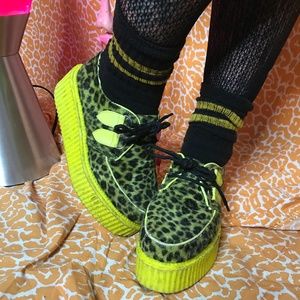 Neon Yellow-Green Leopard Creepers
